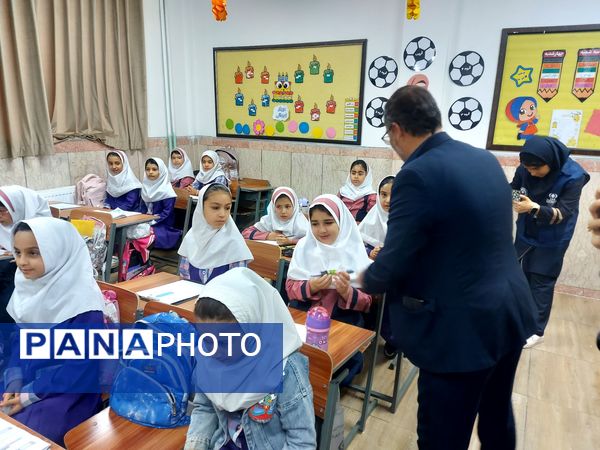 برگزاری جشن «دندان ۶» در مدارس ابتدایی شهرستان ملارد