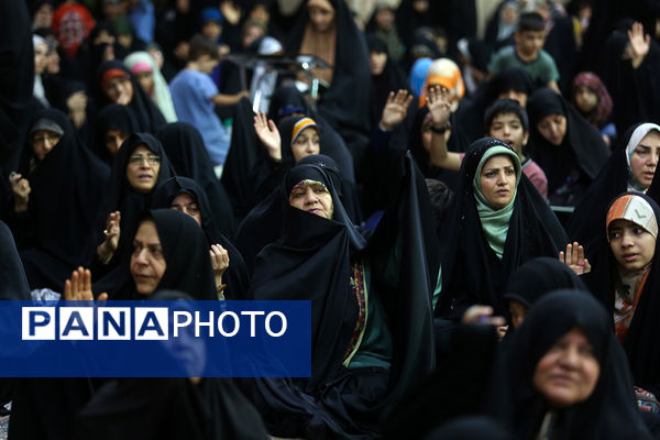 مراسم گل آرایی حرم حضرت معصومه(س) و جشن سالروز ورود ایشان به قم