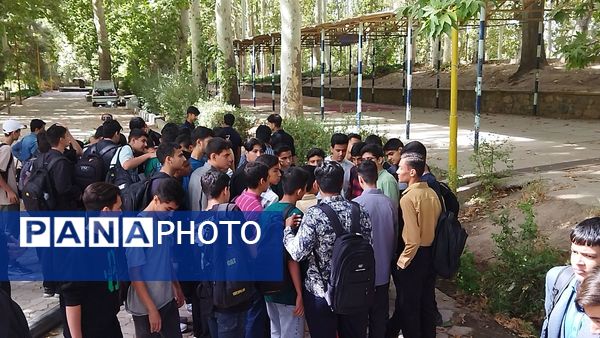 اولین صبحگاه پایه دهمی دبیرستان شاهد ابوذر غفاری نیشابور 