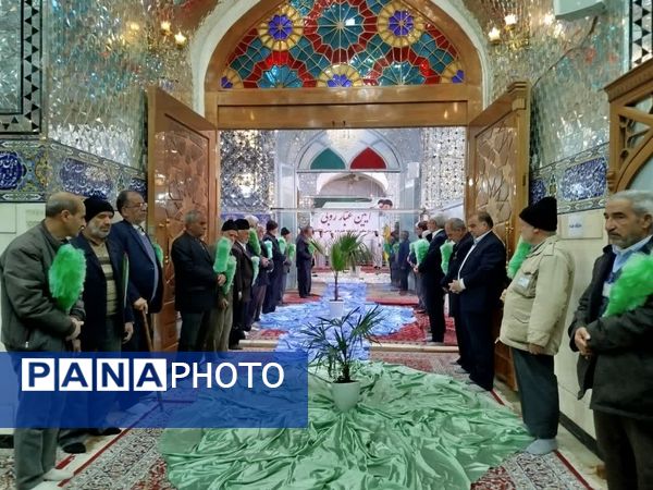 آیین غبارروبی ضریح مطهر امامزاده حمزه بن موسی کاظم (ع)