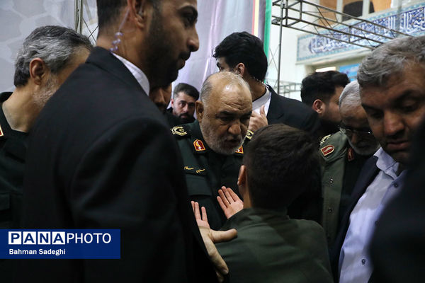 مراسم گرامیداشت شهید سیدحسن نصرالله همزمان با تشییع شهدا در لبنان - تهران