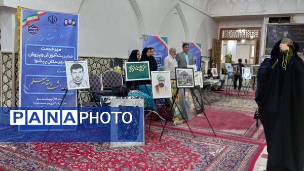 گرامیداشت هفته معلم در نماز جمعه با حضور مدیر آموزش و پرورش پیشوا