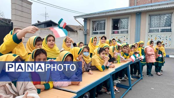 برگزاری مسابقات بومی محلی به مناسبت روز مادر