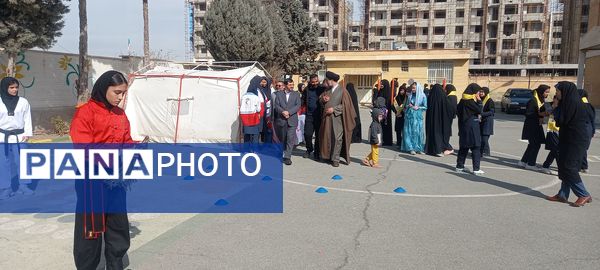 همایش بزرگ یاوران انقلاب در آموزشگاه دخترانه جنت ملارد 