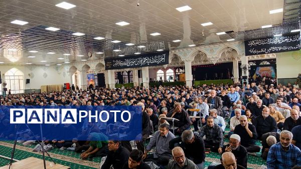 نماز جمعه در کاشمر 