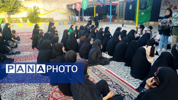 بازدید مسئولین اداره آموزش و پرورش از هیئت دانش آموزی دختران حاج قاسم 