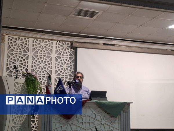 کارگاه خبرنگاری موبایلی در مشهد
