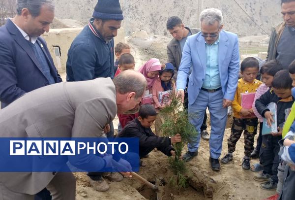 بازدید مدیر آموزش وپرورش مانه و سملقان از مدارس روستایی شهرستان مانه