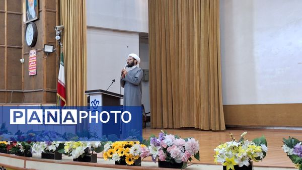 همایش اجرایی‌سازی سند منشور اقامه نماز در استان البرز