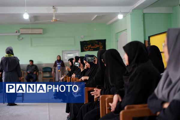 کلاس آموزشی پیشتازان در علی آباد 