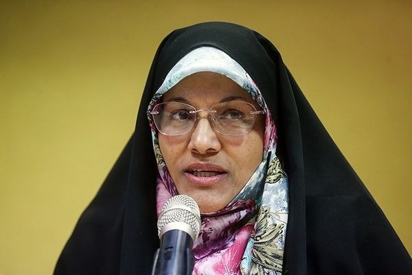 زهره الهیان در چهاردهمین دوره انتخابات ریاست جمهوری ثبت نام کرد

