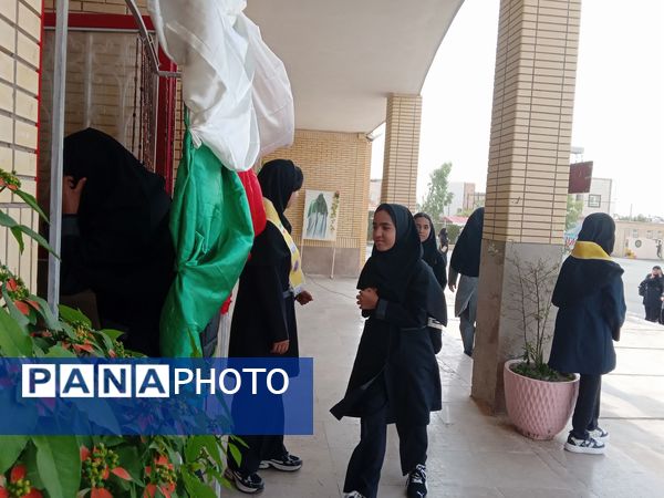 جشن آغاز سال تحصیلی جدید در دبیرستان فرهنگ فخرایی