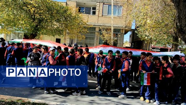 ۱۳ آبان از قاب مردم!