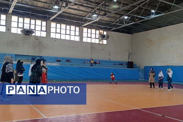 مسابقه ورزشی «مادر دختری » طرح شهید خرازی در قرچک