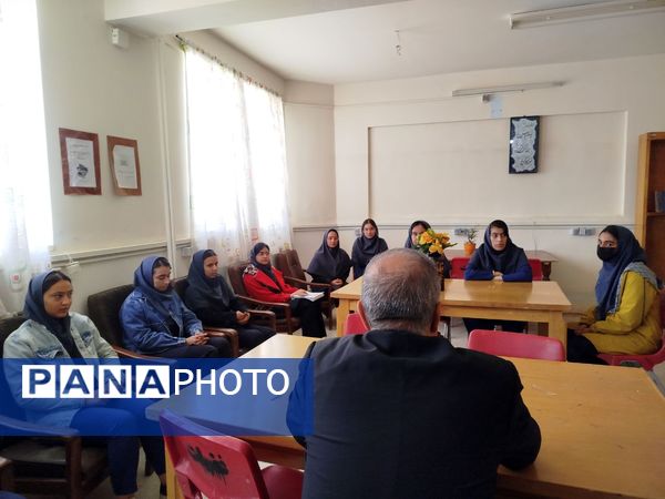 بازدید اداره‌کل آموزش و پرورش خراسان از بخش‌های مختلف آموزش و پرورش شهرستان فاروج 