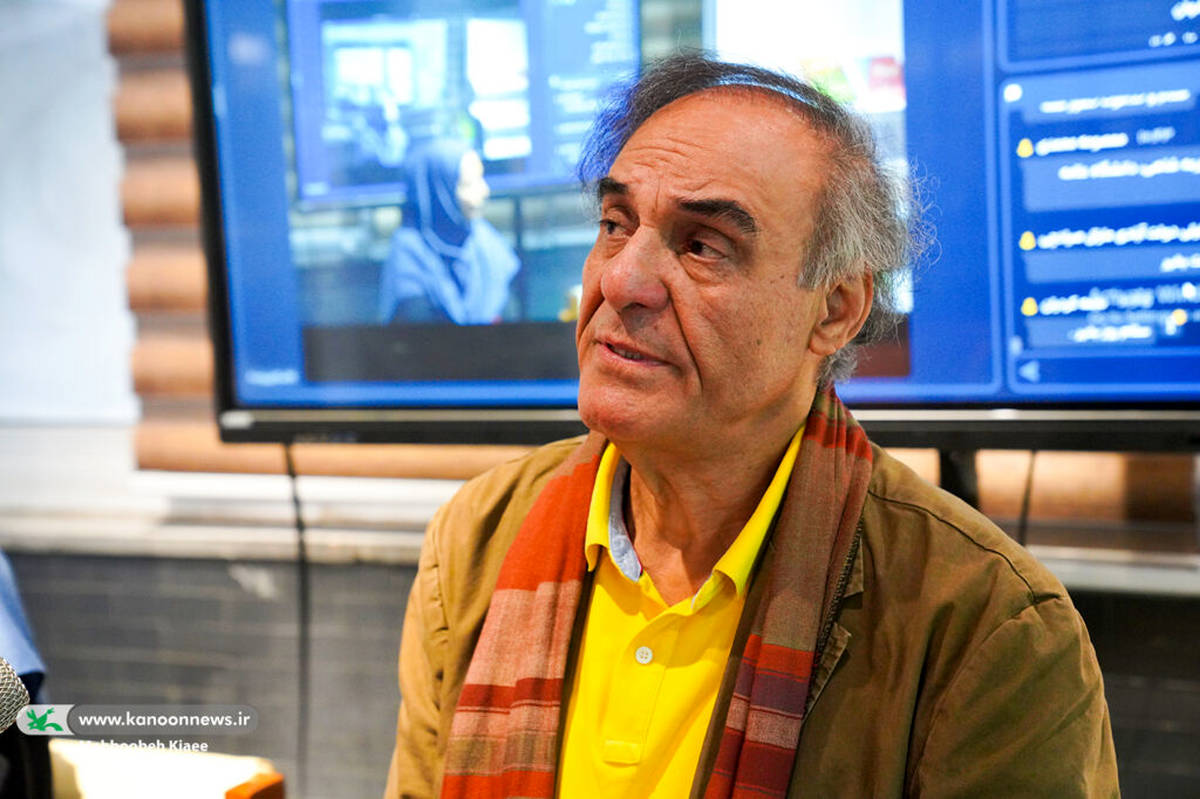 شکلها عرصه حیات فکری و اجتماعی ما را فراگرفته است