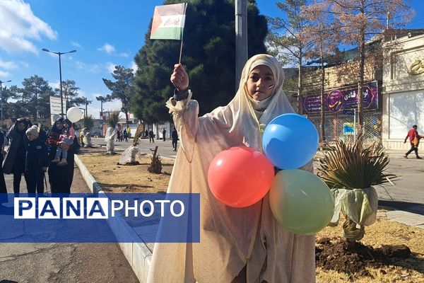 راهپیمایی و جشن یوم الله ۲۲ بهمن در شهرستان گناباد 