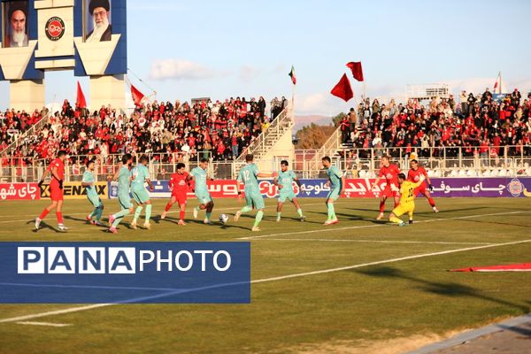 برد شیرین تراکتور در خانه