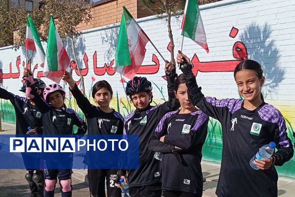  همایش بزرگ پیاده روی خانوادگی در نسیم‌شهر 