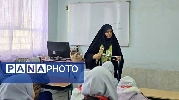 کارگاه آموزشی یاورمربیان پیشتازان سازمان دانش‌آموزی شهرستان نظرآباد