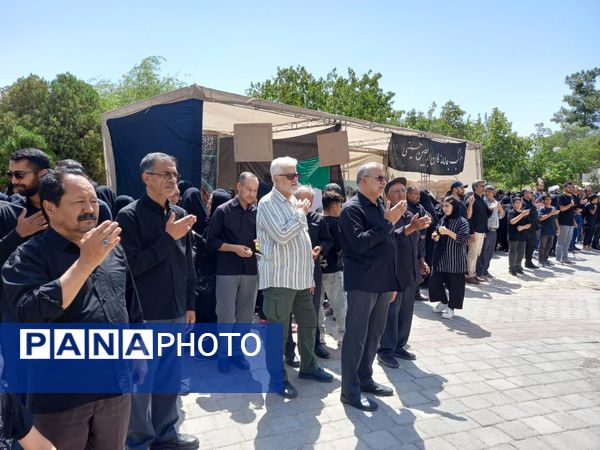 حضور دانش‌آموزان و فرهنگیان تربت‌جامی در عزاداری اربعین حسینی