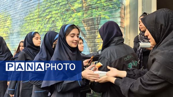 وقتی دبیرستان شهید همت بوی غربت حضرت مادر گرفت