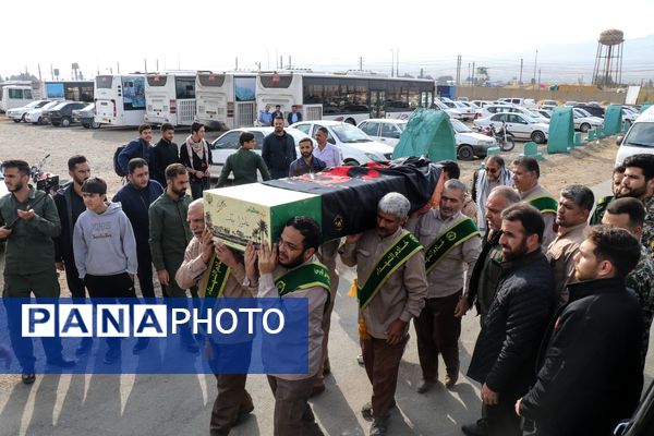 آیین تدفین شهید گمنام در کرمانشاه