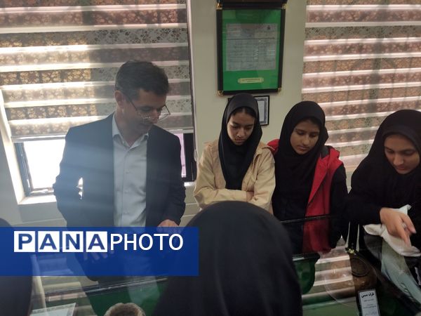 هفته کتاب خوانی در آرامگاه شهید مدرس