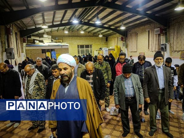 مراسم اکران فیلم سینمایی مجنون در دبیرستان کوثر شهر رباط‌سنگ