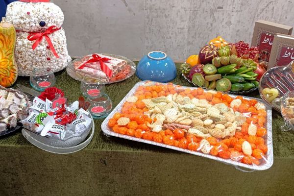 مراسم جشن یلدا در دبیرستان حضرت رقیه(س) ورامین