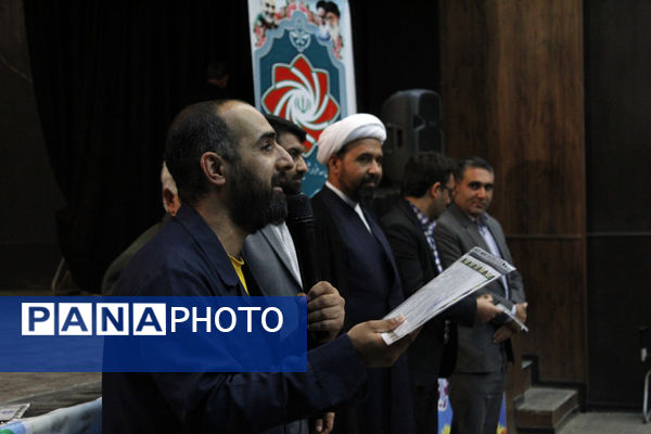 اختتامیه کلاس‌های تابستانی و تقدیر از برگزیدگان فرهنگی و قرآنی در گرمه