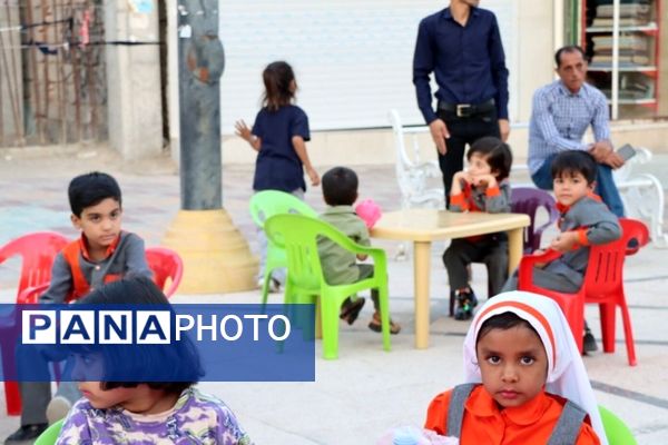 جشن روز جهانی کودک در قلعه‌گنج