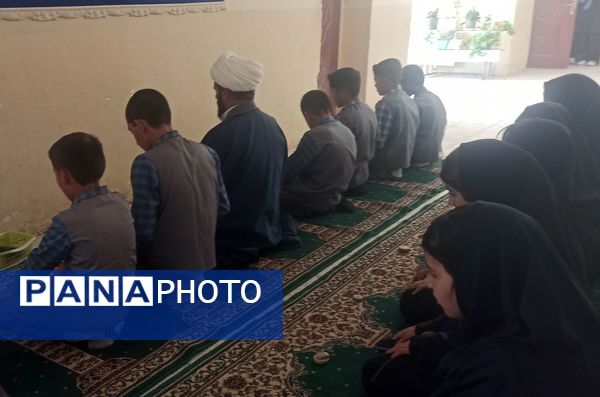 عطر بندگی در دبستان شهید رحمت الله قلعه یزدانی 