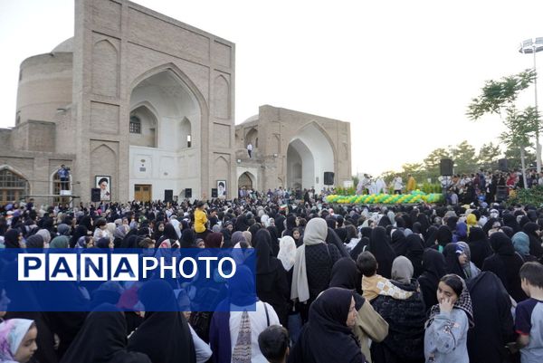 از خاک حیدری تا افلاک رضوی 