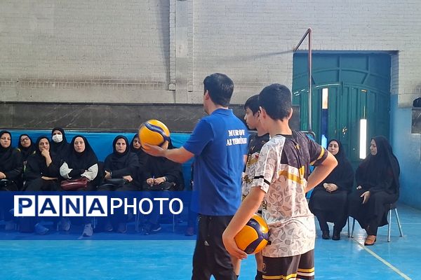 کارگاه توانمندسازی و مهارت آموزشی ورزشی شهرستان قرچک