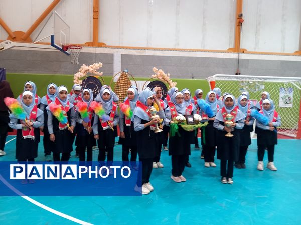 مانور تشکیلاتی سالروز تاسیس سازمان دانش آموزی به میزبانی ناحیه 6