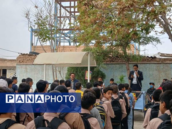 آغاز سال تحصیلی جدید در دبیرستان امید
