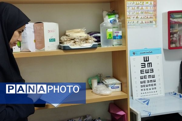 افتتاحیه سفیران سلامت در دبستان ابن‌سینا بهارستان‌دو