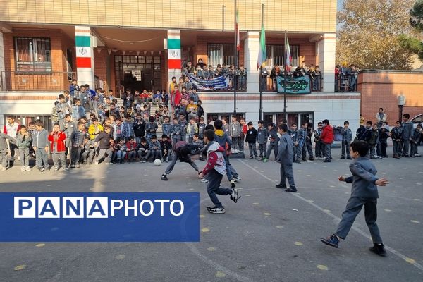 برگزاری مسابقات فوتبال درون مدرسه‌ای دبستان امام رضا(ع)