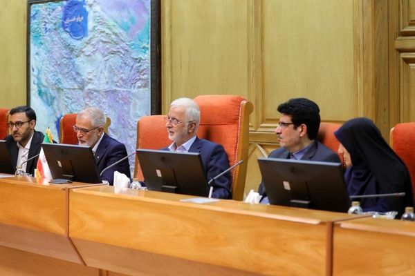 توسعه روابط با همسایگان از اولویت‌های دولت جمهوری اسلامی ایران است