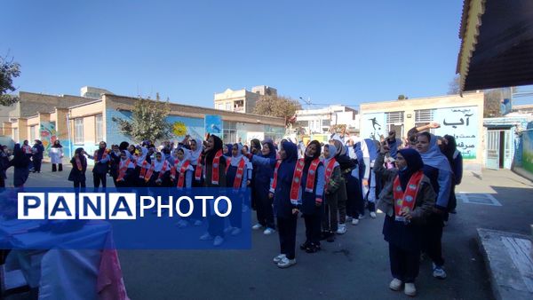 آیین افتتاحیه سفیران سلامت در مدرسه شهید خاقانی شهرستان شیروان