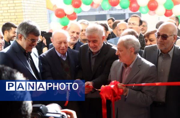 افتتاح مدرسه خیرساز ناحیه دو یزد با حضور وزیر آموزش و پرورش