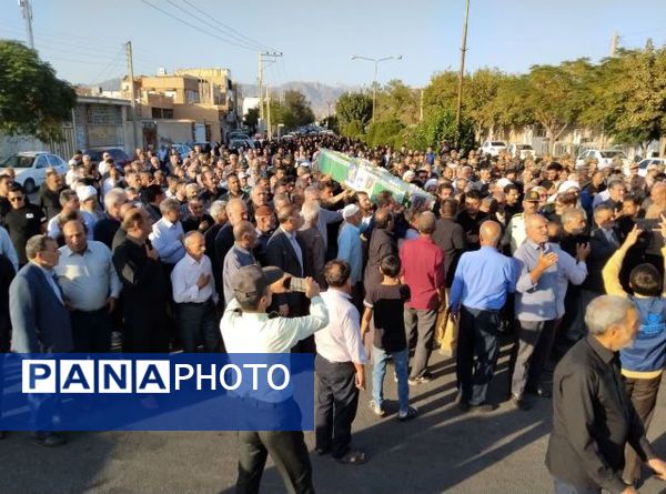تشییع و خاکسپاری پیکر مطهر جانباز حاج احمد خدادادی در کاشمر 