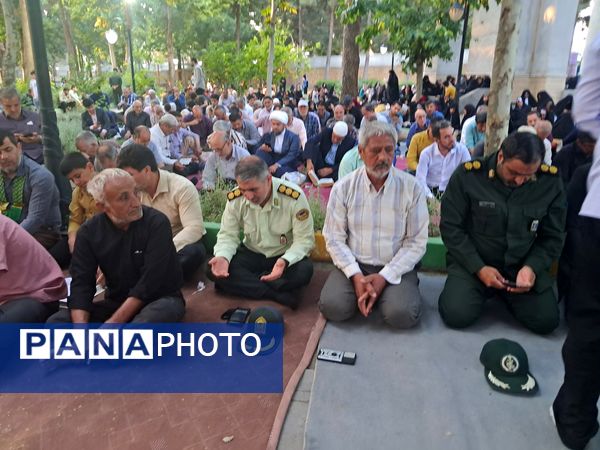 مراسم دعای عرفه درجوار شهدای گمنام پارک وحدت شهرستان آشخانه