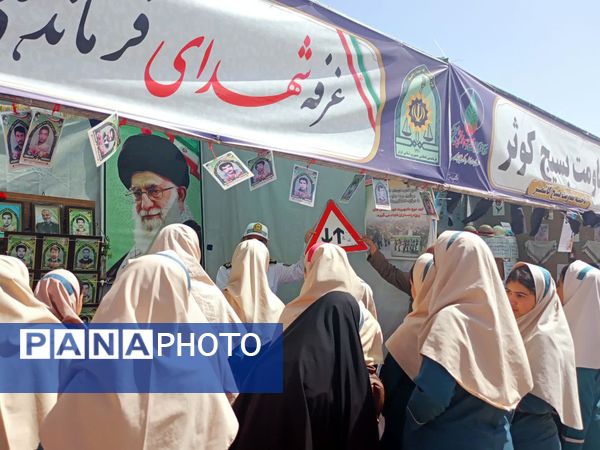 بازدید دانش آموزان دبستان سمیه از کنگره ملی شهید مدرس