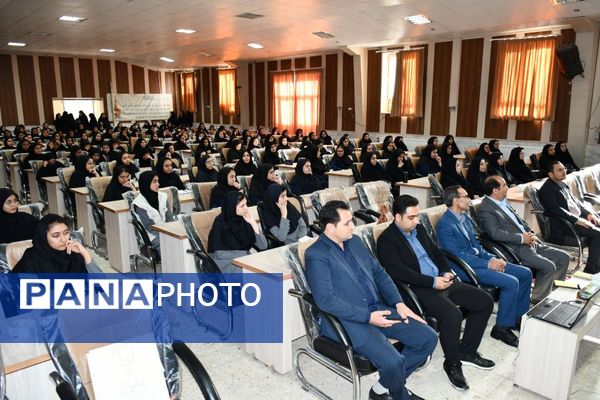 مراسم تجلیل از مدیران و رتبه‌های برتر کنکور ۱۴۰۴ در شهرستان مه‌ولات
