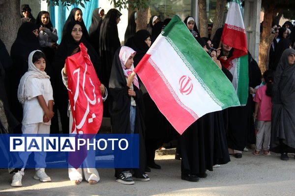 اجتماع خودجوش حمایت از مدافعان میهن در شهر درق