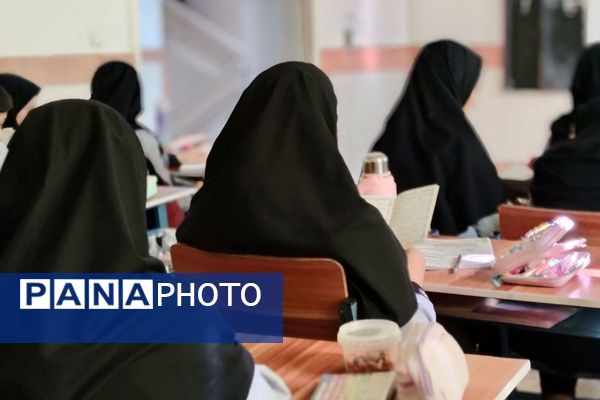  آیین عزاداری حضرت فاطمه زهرا(س) در مدرسه فرزانگان1 اسلامشهر 