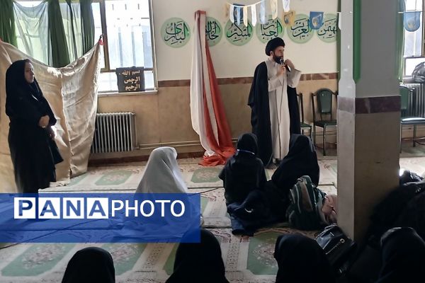 هیئت شهرستانی به مناسبت شهادت حضرت زهرا(س) در دبیرستان حضرت معصومه(س) شهرستان فیروزکوه