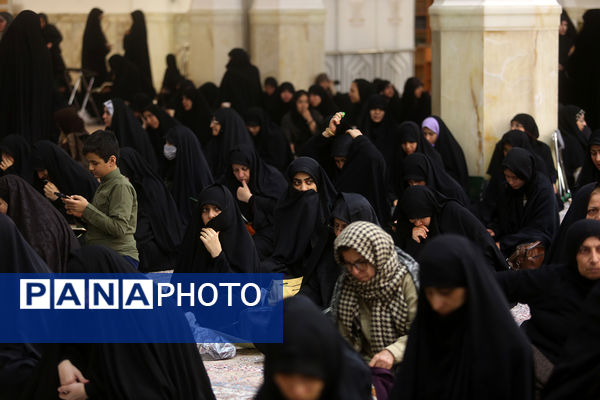 مراسم یادبود کودکان و زنان شهید بمباران هوایی روضه فاطمیه قم